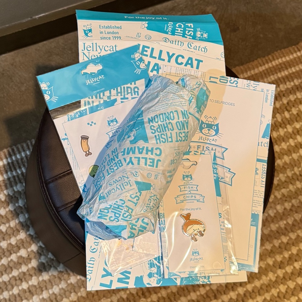 NWT Jellycat Selfridge’s Exclusive Lily Fish Set
